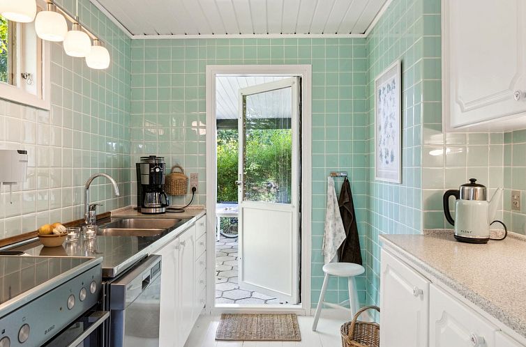 Vakantiehuis "Amiira" - 500m from the sea