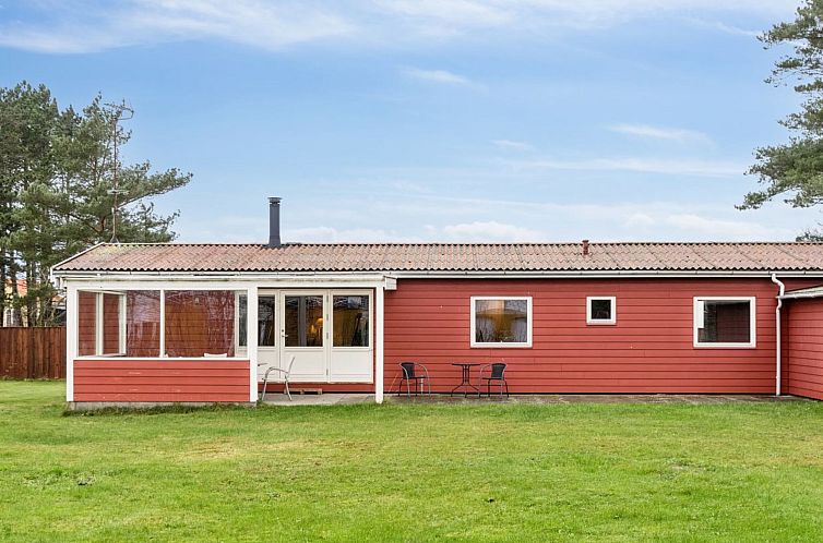 Vakantiehuis "Torbjörn" - 100m from the sea