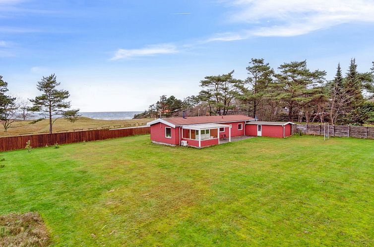 Vakantiehuis "Torbjörn" - 100m from the sea