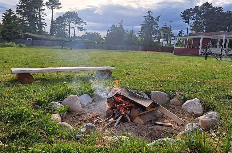 Vakantiehuis "Torbjörn" - 100m from the sea