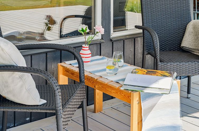 Vakantiehuis "Sjard" - 700m from the sea