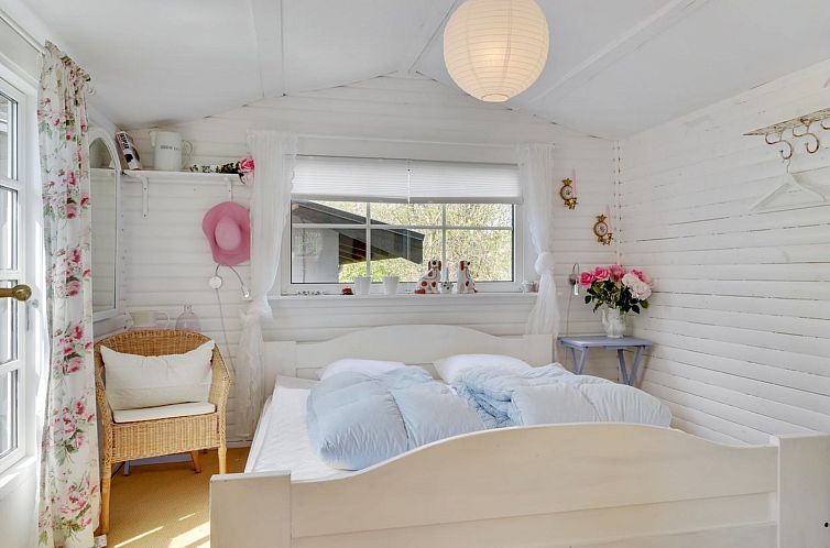 Vakantiehuis "Gunnhild" - 500m from the sea