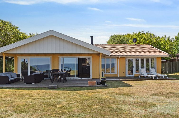 Vakantiehuis "Gunnhild" - 500m from the sea