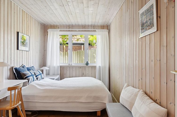 Vakantiehuis "Gunnhild" - 500m from the sea