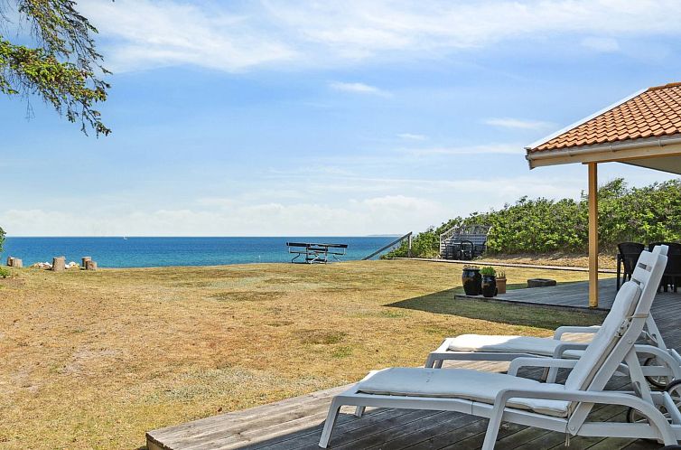 Vakantiehuis "Gjoko" - 40m from the sea