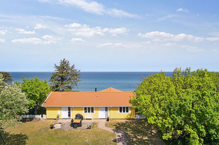 Vakantiehuis "Gjoko" - 40m from the sea