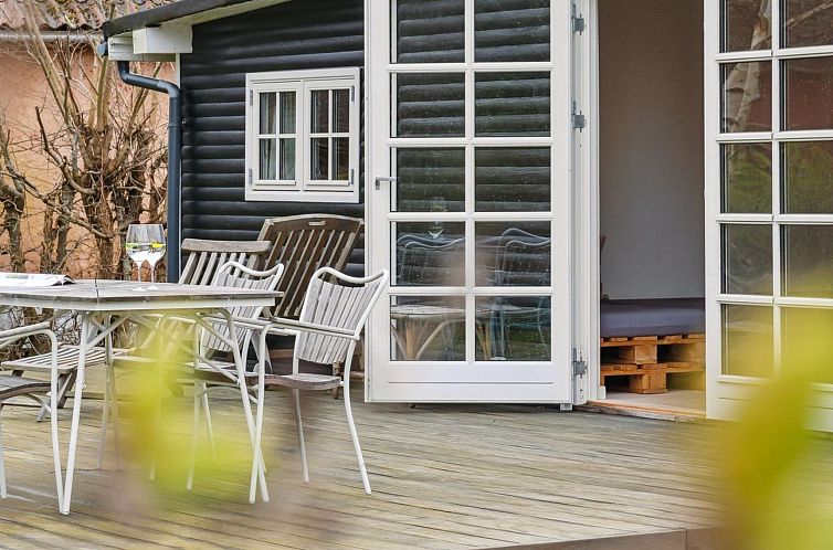 Vakantiehuis "Gjoko" - 40m from the sea