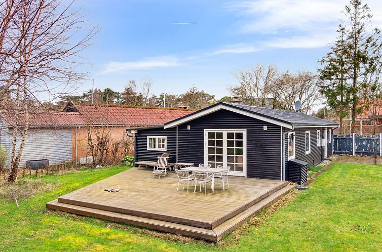 Vakantiehuis "Gjoko" - 40m from the sea