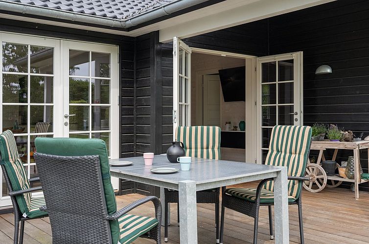 Vakantiehuis "Gotliebe" - 750m from the sea