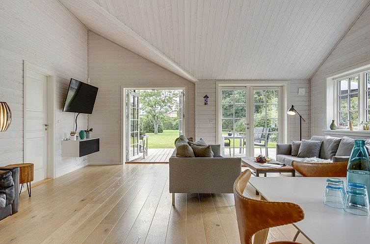 Vakantiehuis "Gotliebe" - 750m from the sea