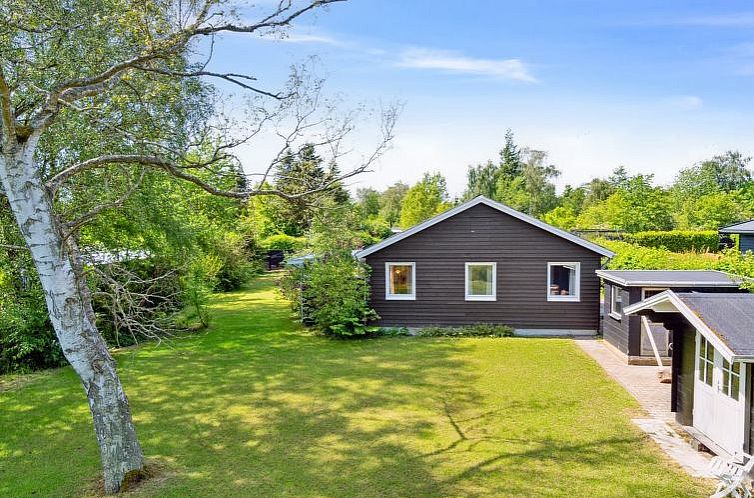 Vakantiehuis "Annabeth" - 850m from the sea