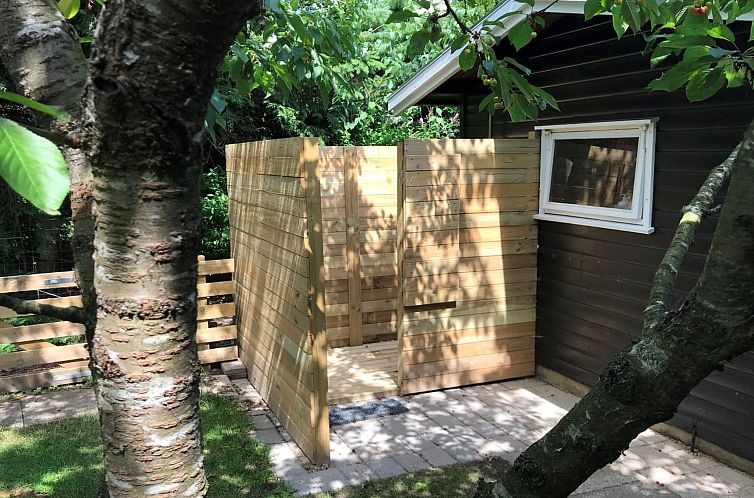 Vakantiehuis "Henryk" - 500m from the sea