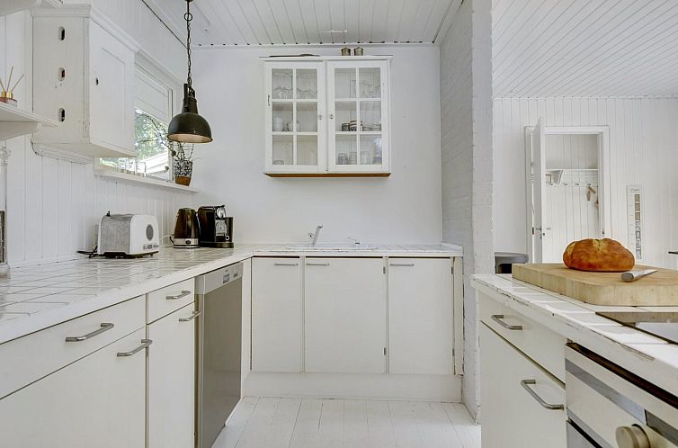 Vakantiehuis "Henryk" - 500m from the sea