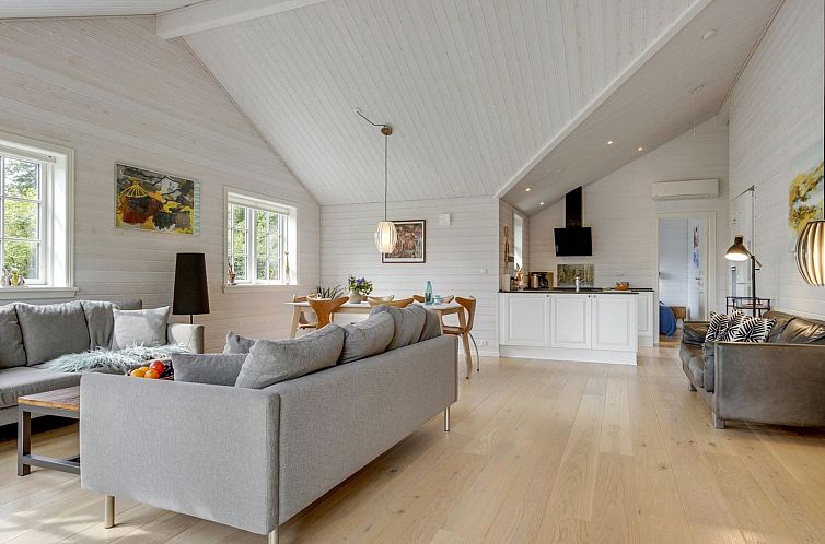 Vakantiehuis "Andy" - 150m from the sea