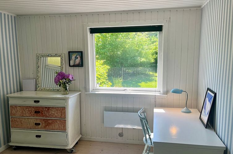 Vakantiehuis "Eragon" - 1.2km from the sea