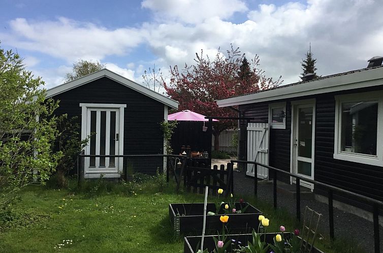 Vakantiehuis "Eragon" - 1.2km from the sea