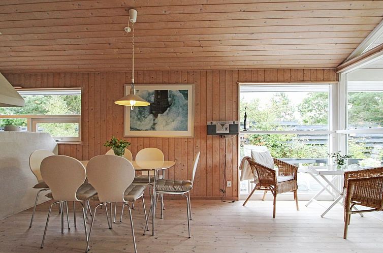 Vakantiehuis "Eragon" - 1.2km from the sea