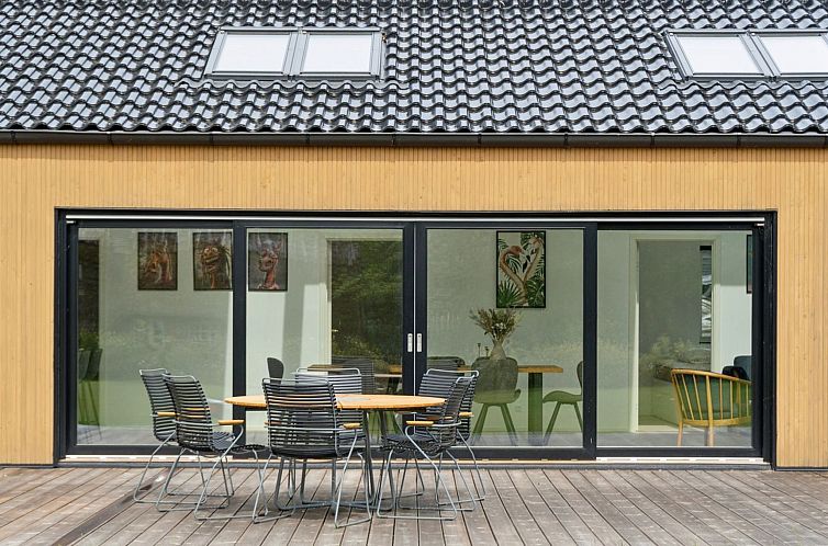 Vakantiehuis "Pauliina" - 1.1km from the sea