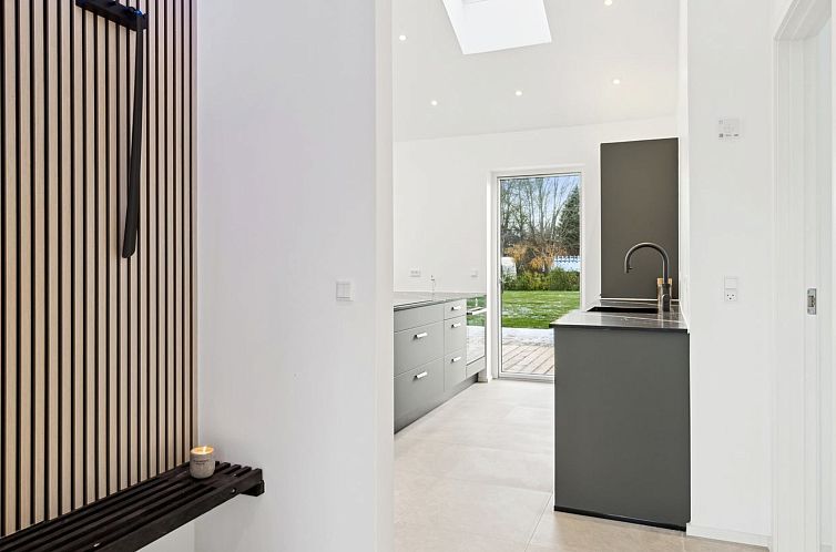 Vakantiehuis "Pauliina" - 1.1km from the sea