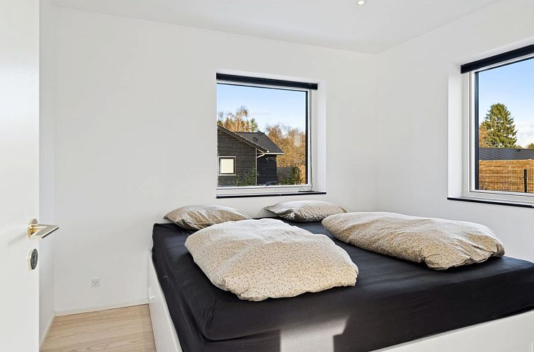 Vakantiehuis "Pauliina" - 1.1km from the sea