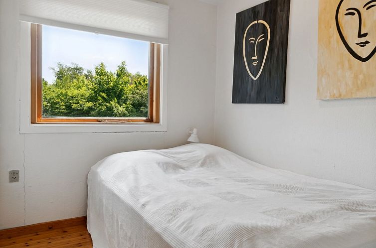 Vakantiehuis "Ilvy" - 850m from the sea