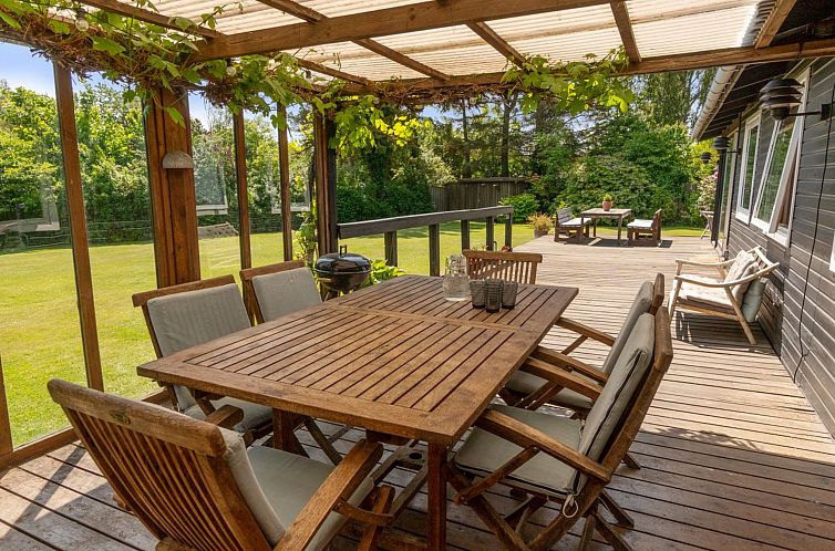 Vakantiehuis "Vilppu" - 800m from the sea