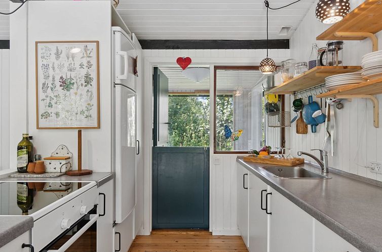 Vakantiehuis "Sarah" - 500m from the sea