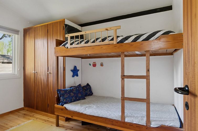 Vakantiehuis "Sarah" - 500m from the sea