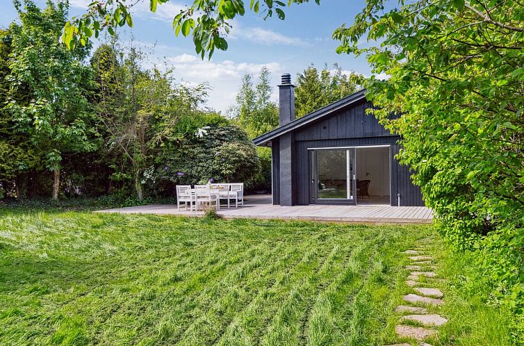 Vakantiehuis "Vilppu" - 800m from the sea