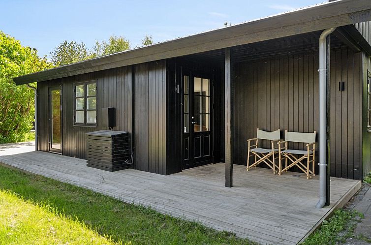 Vakantiehuis "Vilppu" - 800m from the sea