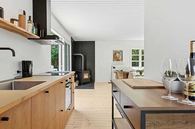 Vakantiehuis "Vilppu" - 800m from the sea