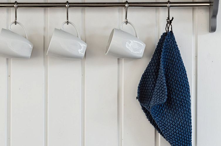 Vakantiehuis "Loviisa" - 850m from the sea