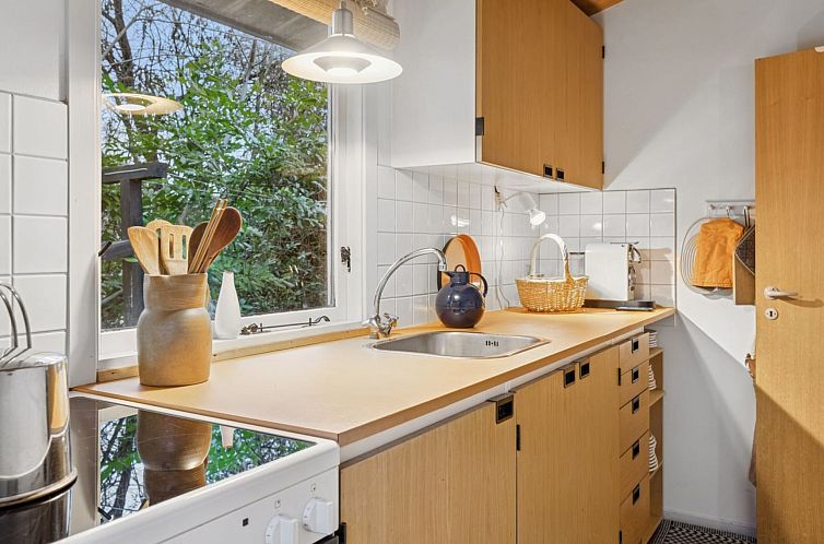 Vakantiehuis "Naema" - 1km from the sea