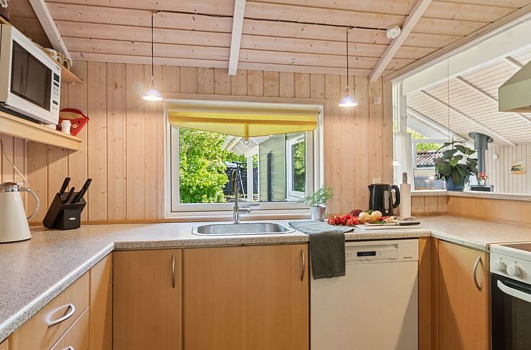 Vakantiehuis "Sophi" - 425m from the sea