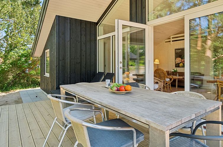 Vakantiehuis "Vojdan" - 600m from the sea