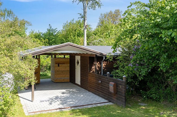 Vakantiehuis "Gundhild" - 1.8km from the sea