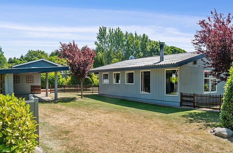 Vakantiehuis "Carena" - 1.8km from the sea