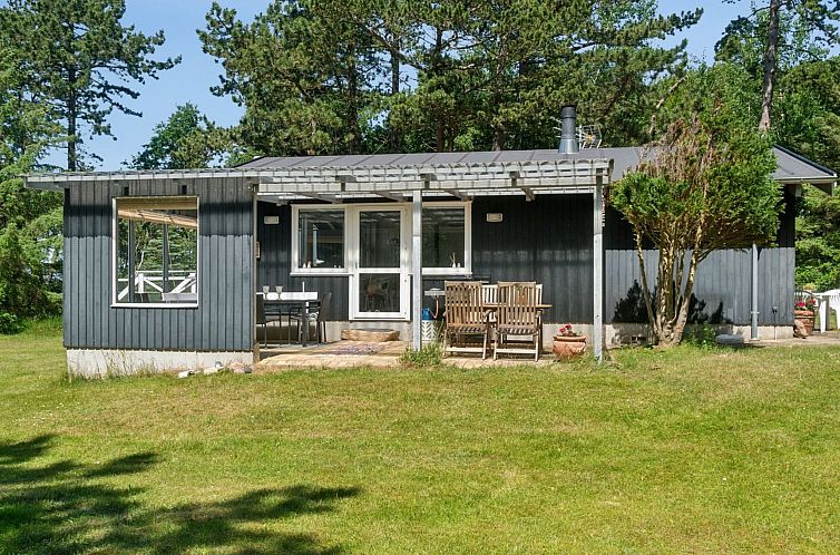 Vakantiehuis "Marius" - 30m from the sea