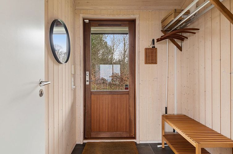 Vakantiehuis "Heike" - 650m from the sea
