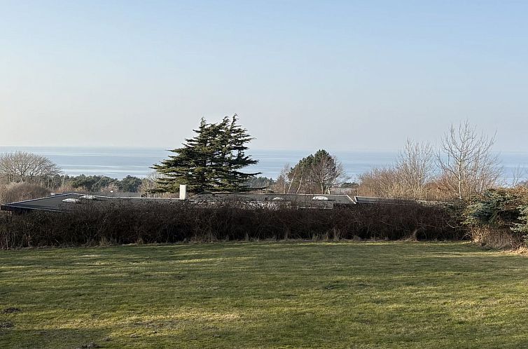 Vakantiehuis "Heike" - 650m from the sea
