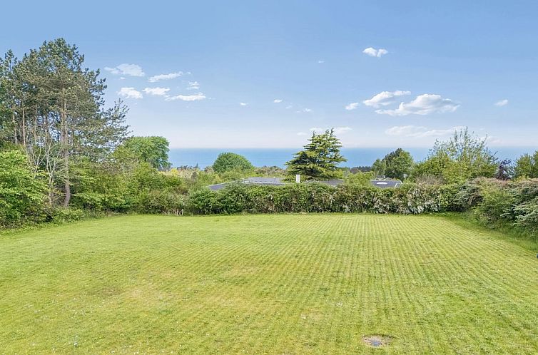 Vakantiehuis "Heike" - 650m from the sea