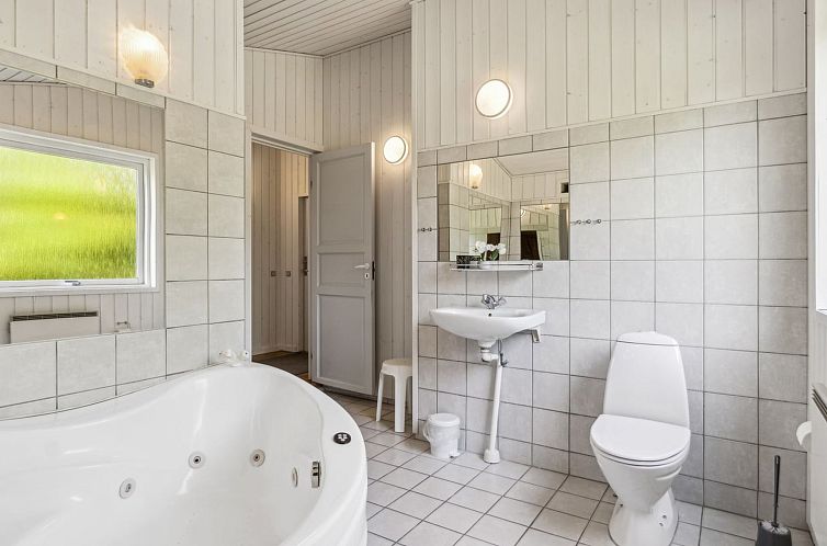 Vakantiehuis "Fritza" - 500m from the sea
