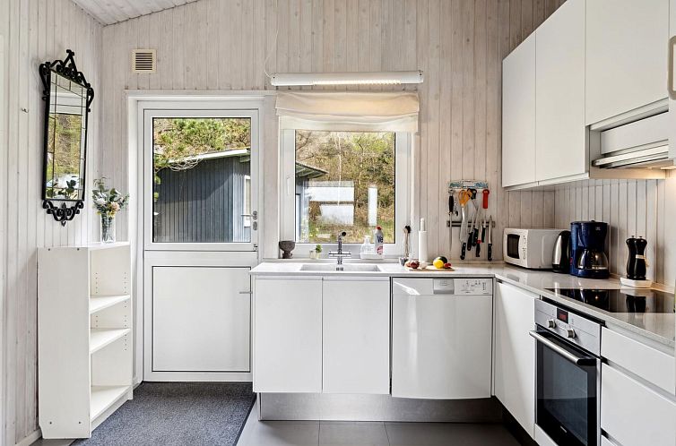 Vakantiehuis "Marius" - 30m from the sea