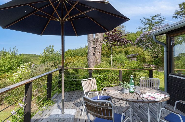 Vakantiehuis "Gundhild" - 1.8km from the sea
