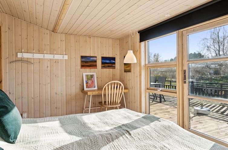 Vakantiehuis "Arlina" - 750m from the sea