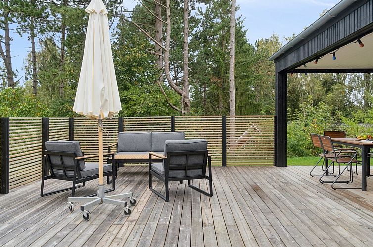 Vakantiehuis "Aggi" - 850m from the sea