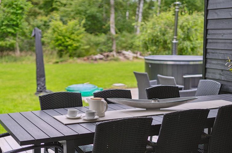 Vakantiehuis "Anett" - 375m from the sea