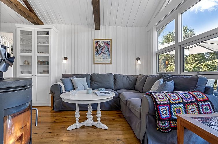 Vakantiehuis "Jalina" - 500m from the sea