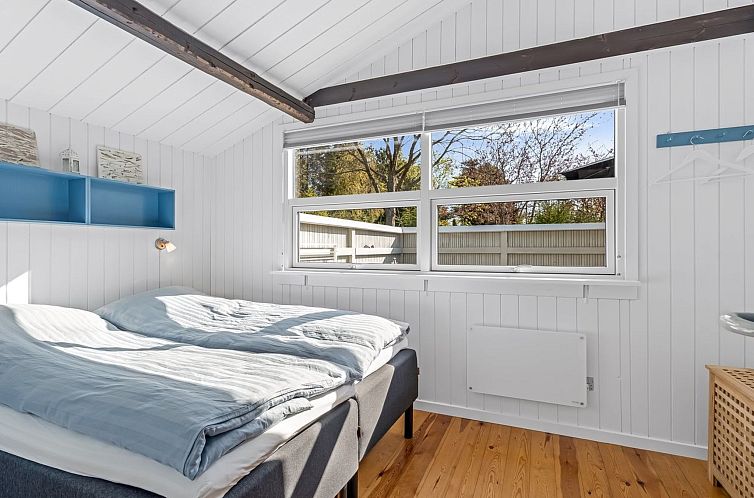 Vakantiehuis "Jalina" - 500m from the sea