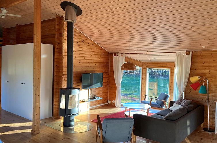Vakantiehuis "Karanfilka" - 900m from the sea